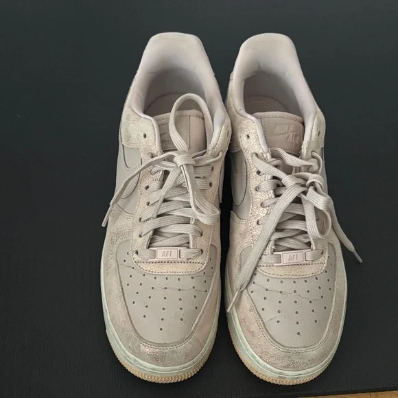 Nike rose gold Low-Top Sneakers - Picture 2 of 2